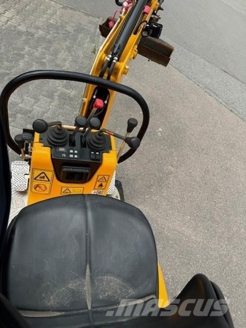 JCB 8010CTS Minikaivukoneet < 7t