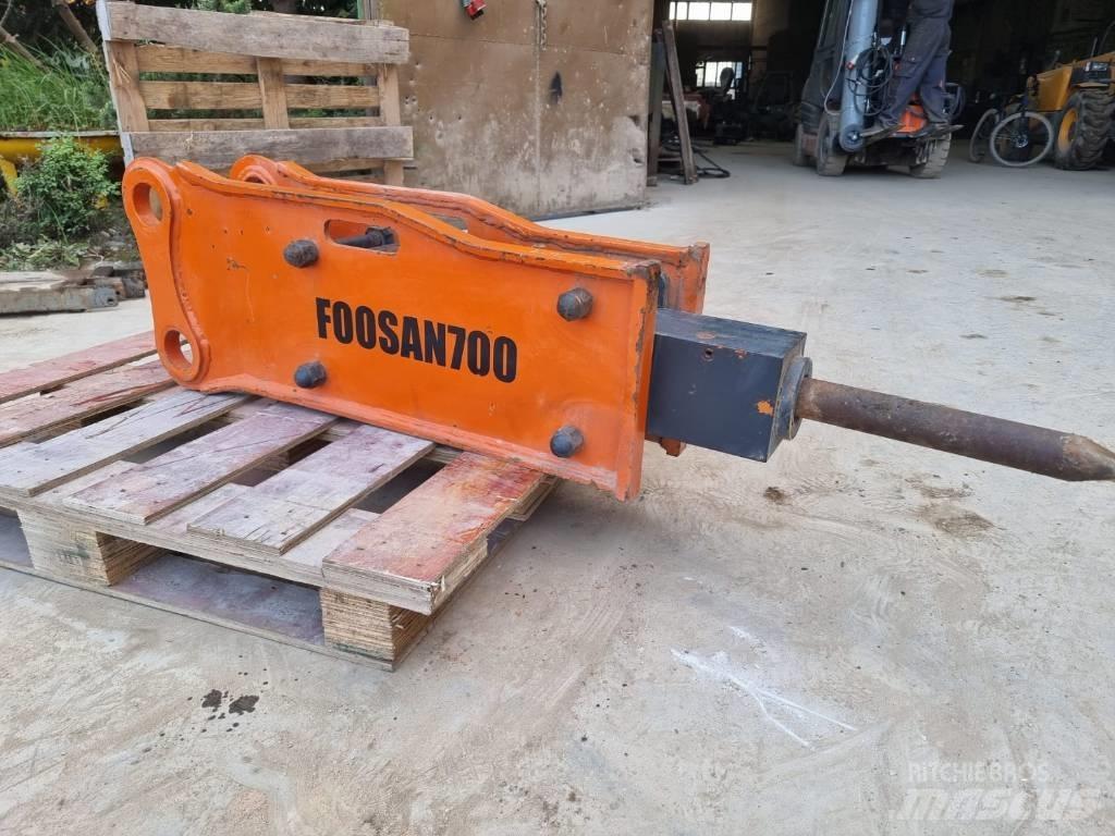  Foosan 700 Iskuvasarat