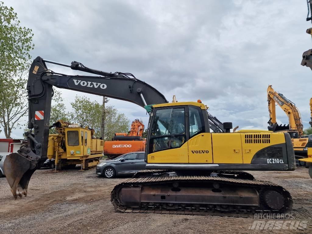 Volvo EC 210 C L Telakaivukoneet