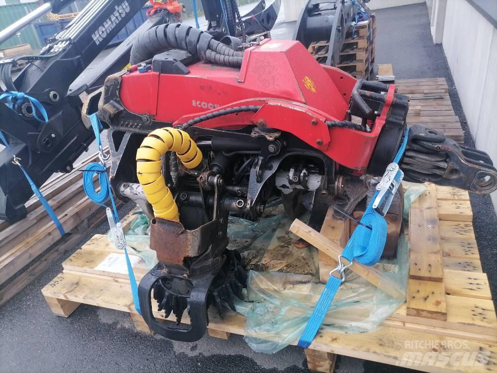 Komatsu C 124 Harvesterit