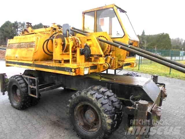 Sennebogen S 612 M Kaapelikaivukone