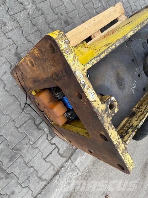 Soosan 121 Breaker Iskuvasarat