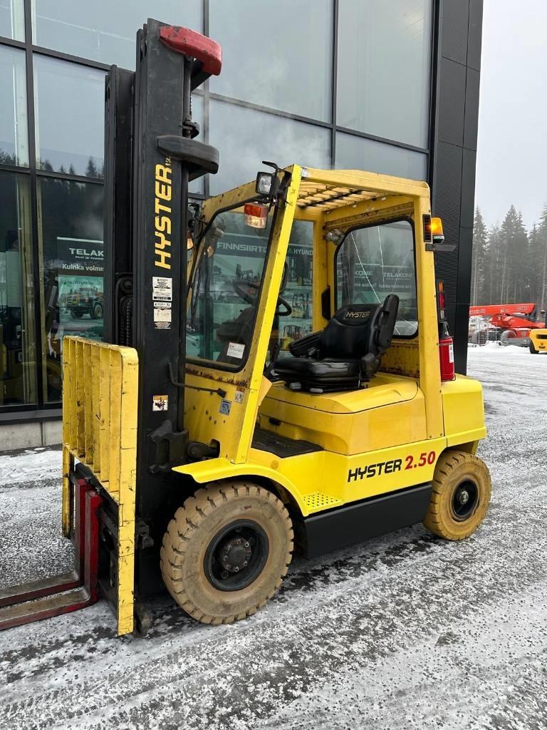 Hyster H2.50XM Nestekaasutrukit