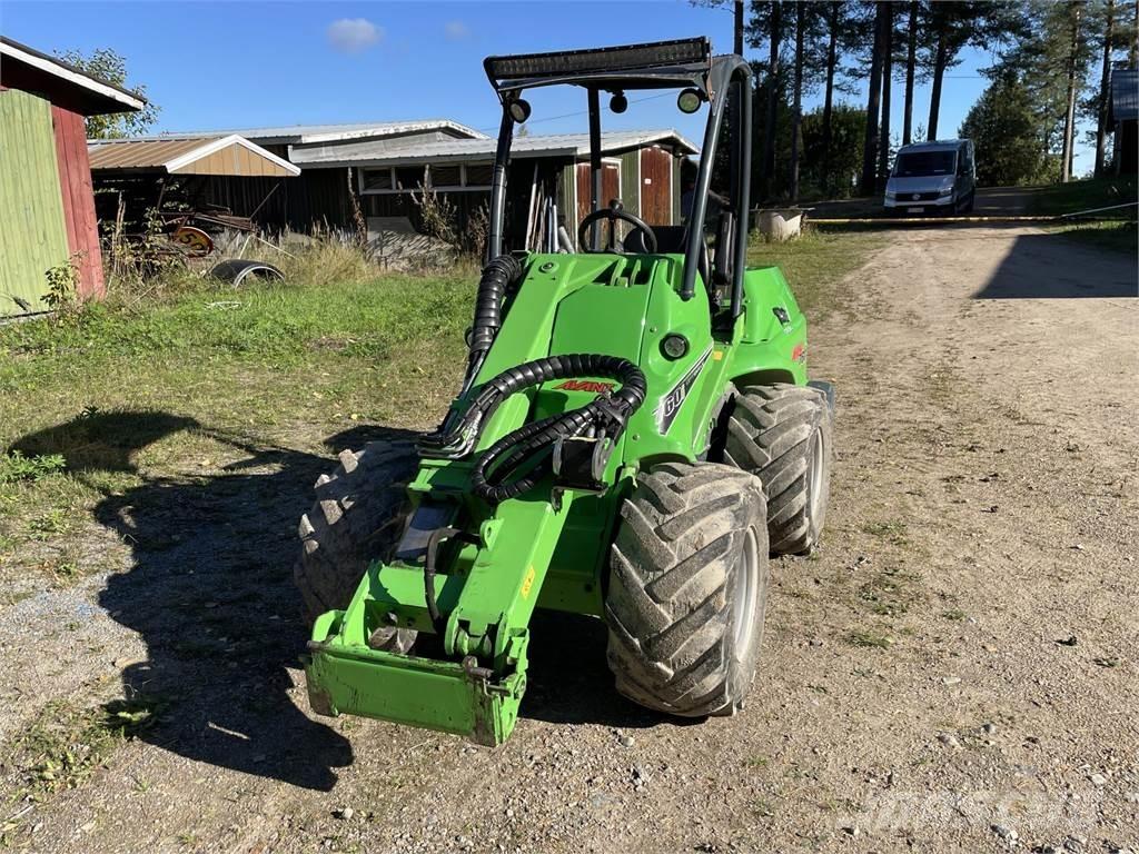 Avant 760i Pienkuormaajat