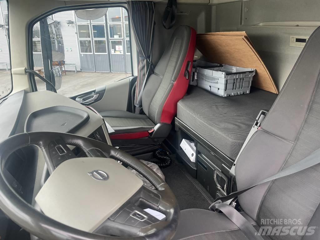 Volvo FH 460 LNG Vetopöytäautot
