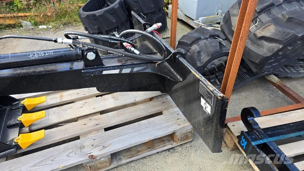  Grävarm Avant bobcat Liukuohjatut kuormaajat