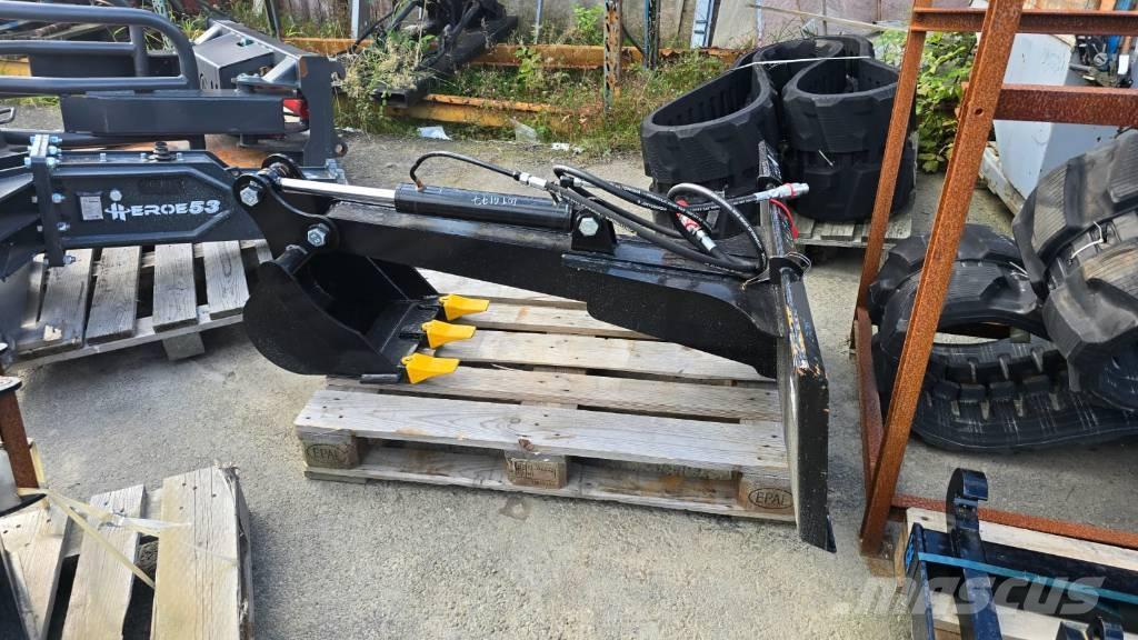  Grävarm Avant bobcat Liukuohjatut kuormaajat