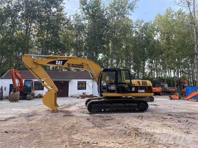 CAT 320C Telakaivukoneet
