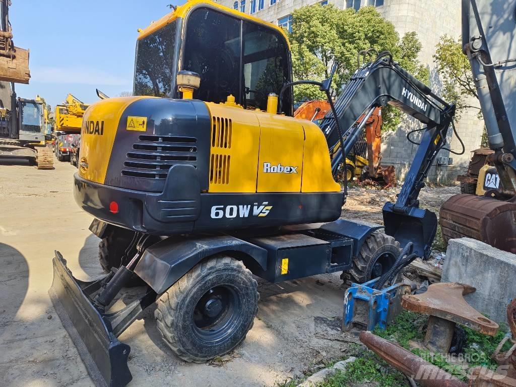 Hyundai R60W Pyöräkaivukoneet