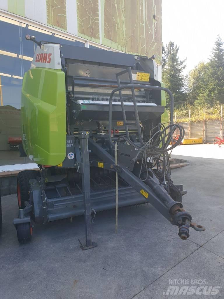 CLAAS Variant 360 Pyöröpaalaimet