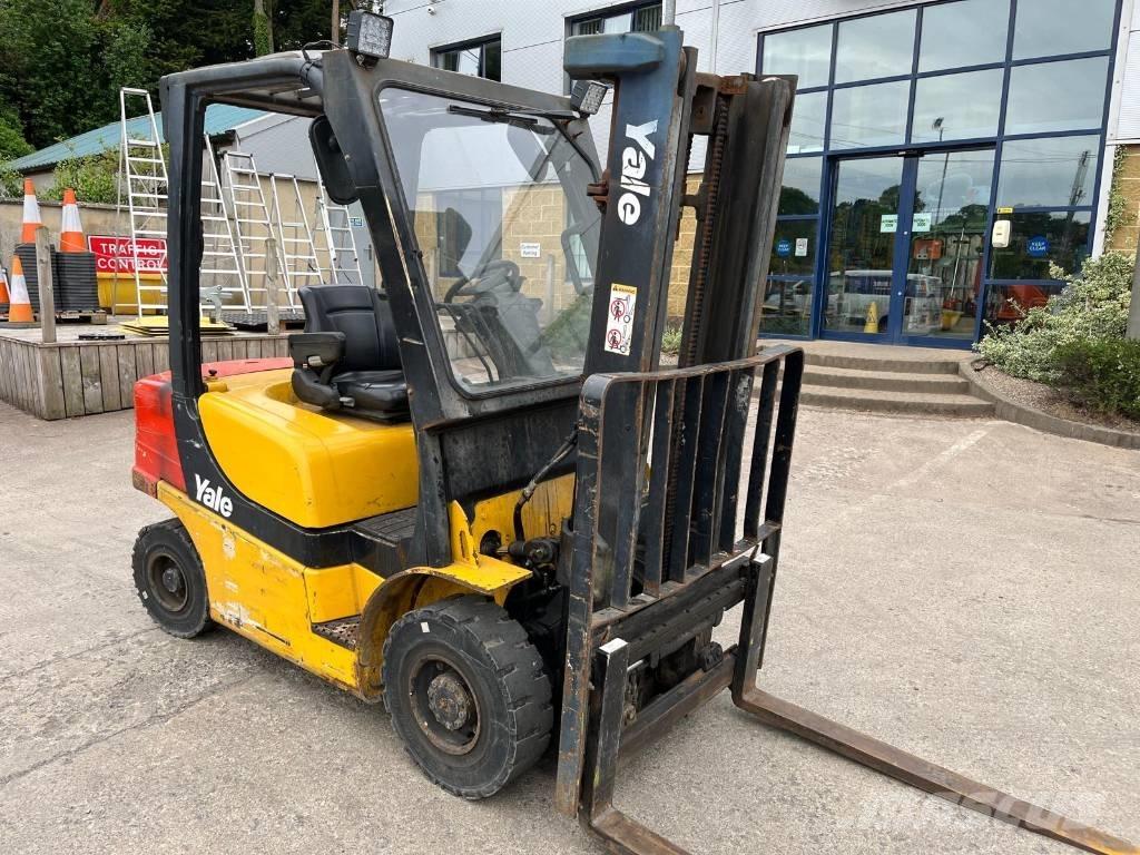 Yale GDP 25 VX Dieseltrukit