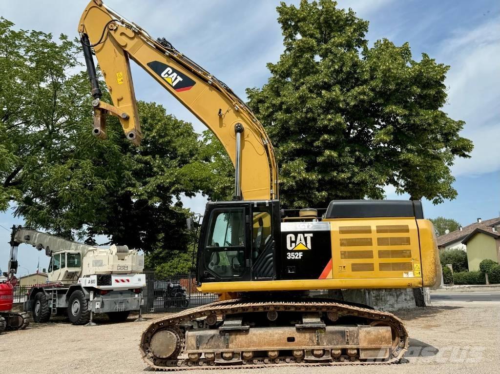 CAT 352 F Telakaivukoneet