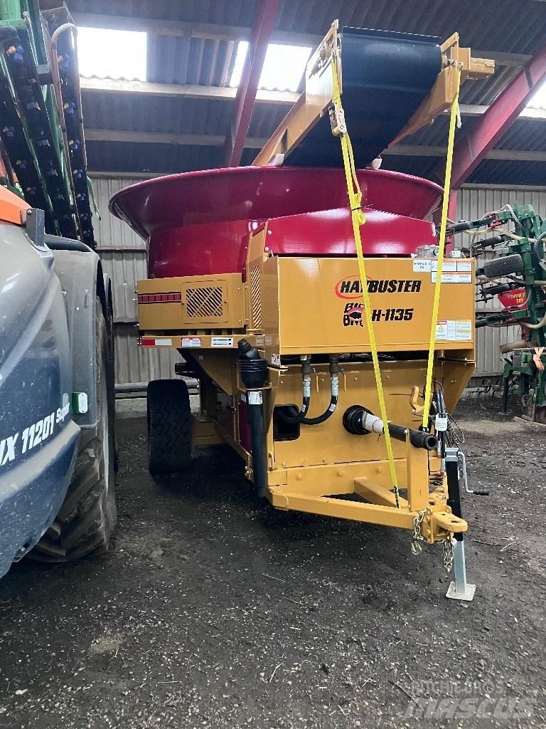 Haybuster H1135 Paalinkäsittelykoneet