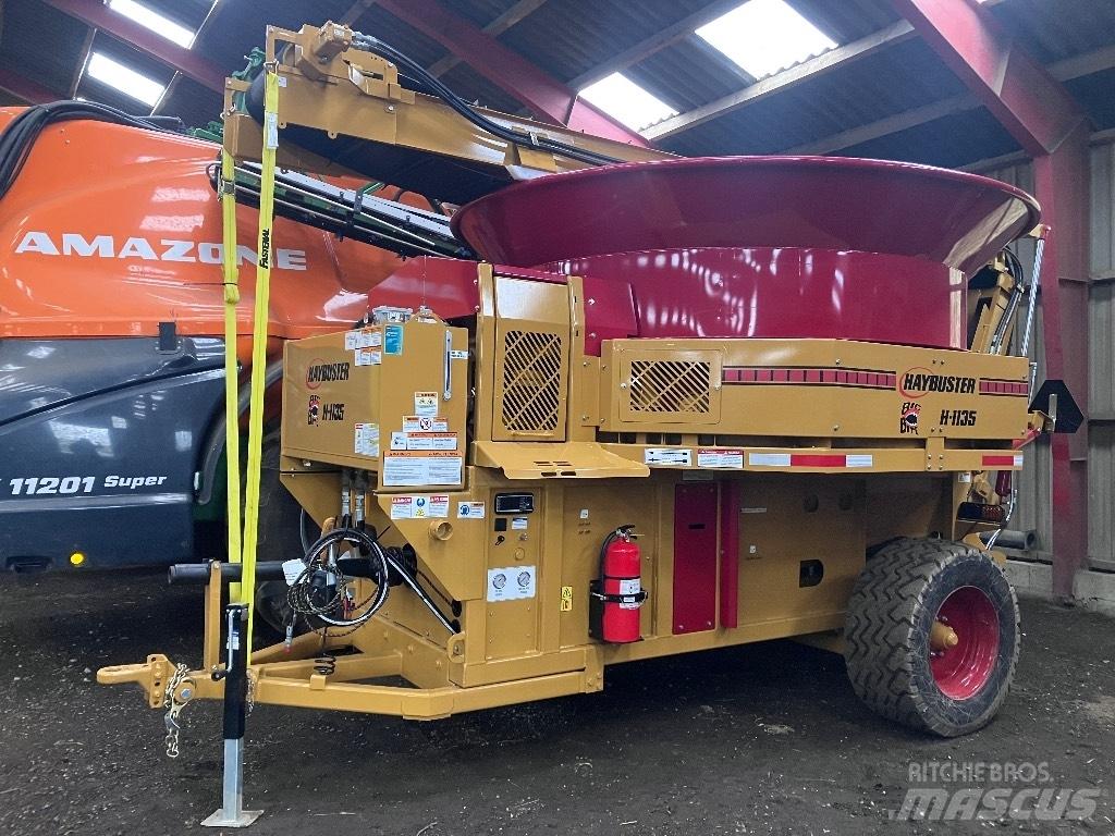 Haybuster H1135 Paalinkäsittelykoneet