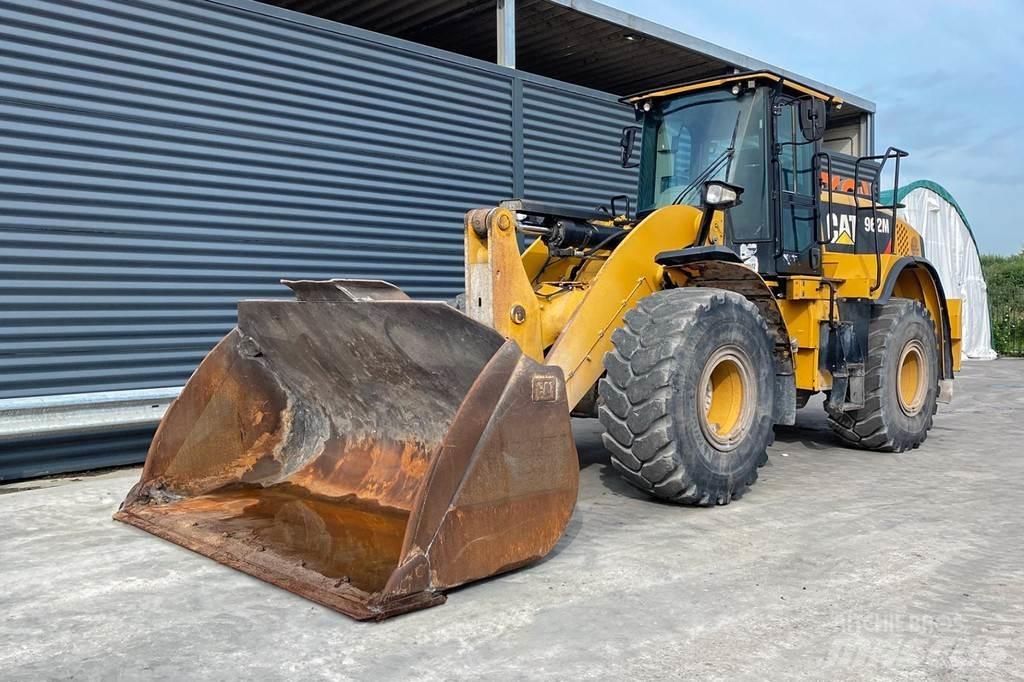 CAT 962M Pyöräkuormaajat