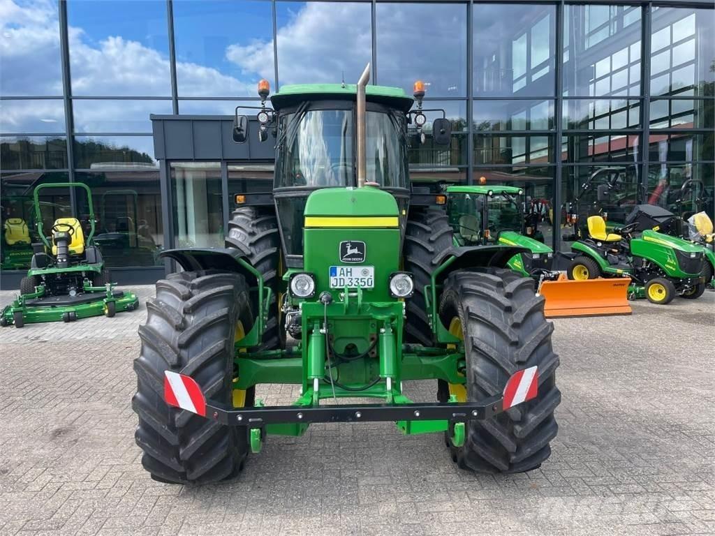 John Deere 3350 Traktorit