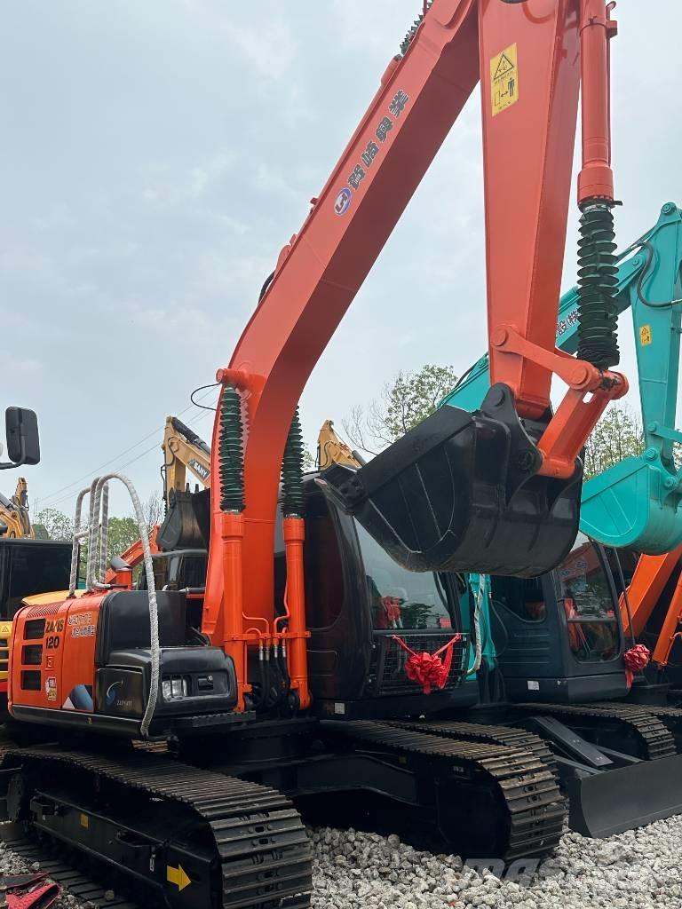 Hitachi ZX 120 Telakaivukoneet