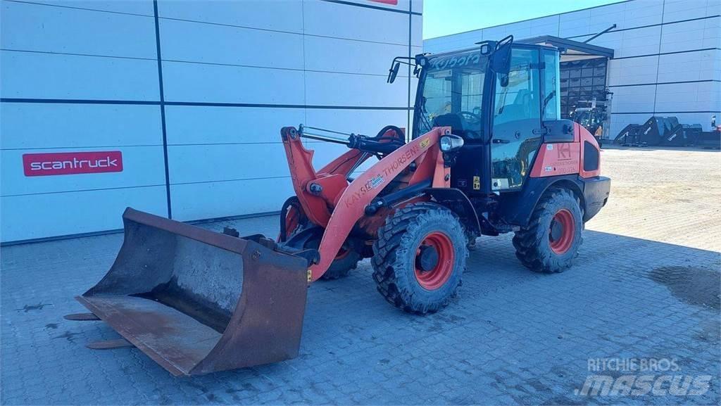Kubota R085 Yleiskuormaajat