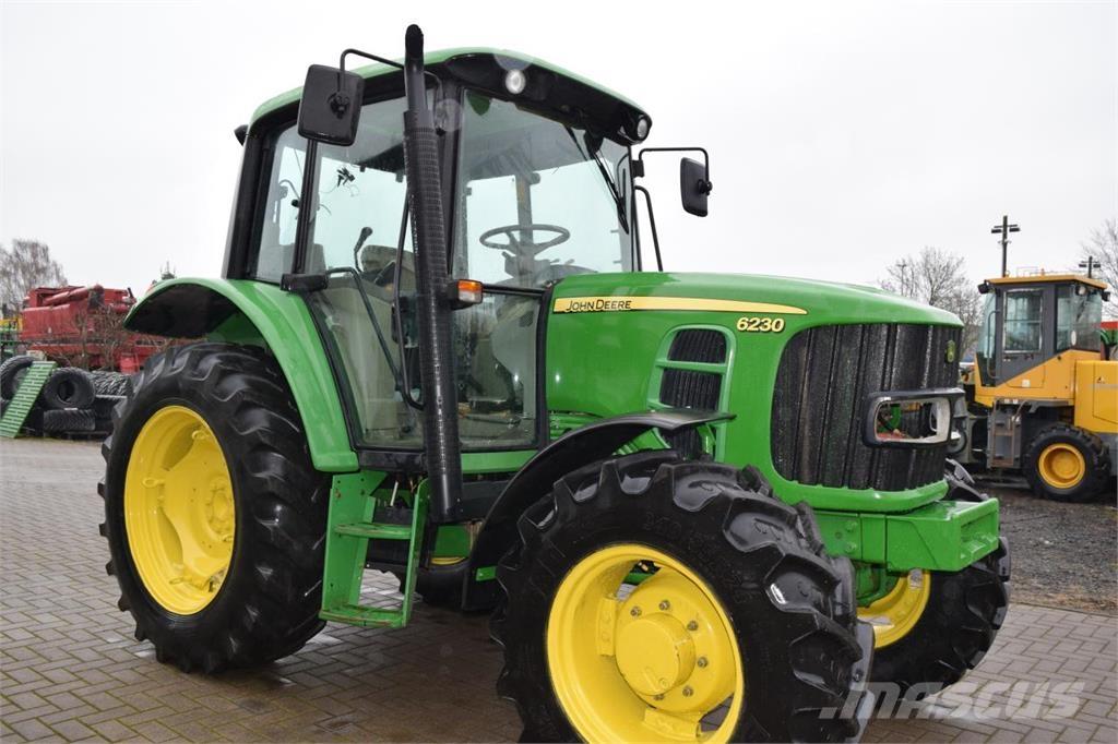 John Deere 6230 Traktorit