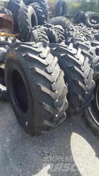  Pneus 12.5/80-18 Renkaat ja vanteet