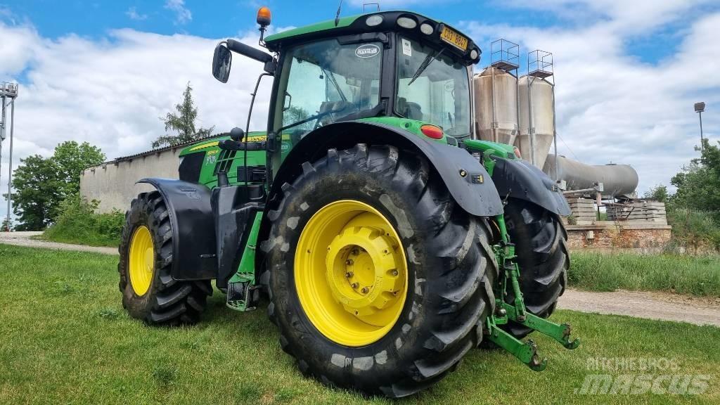John Deere 6190 R Traktorit