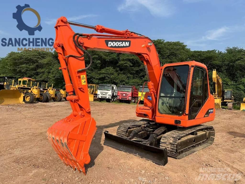 Doosan DH 80 Midikaivukoneet 7t - 12t