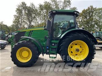John Deere 7310 R Traktorit