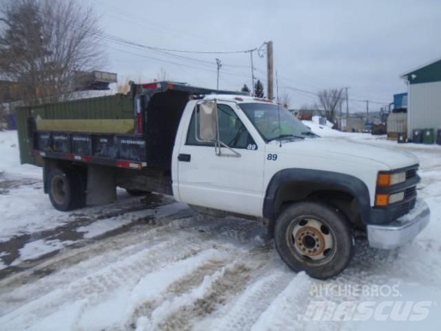 Chevrolet 3500 HD Sora- ja kippiautot