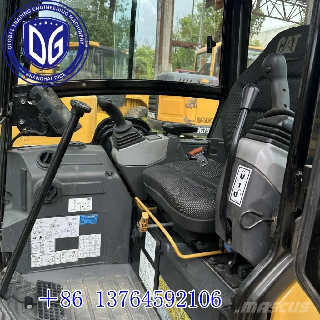 CAT 302 CR Minikaivukoneet < 7t