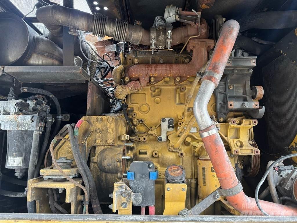 CAT M316 F Erikoiskaivinkoneet