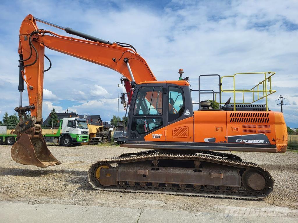 Doosan DX255LC-5 Telakaivukoneet