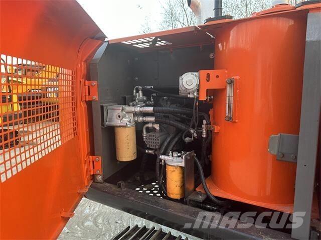 Hitachi ZX120 Telakaivukoneet