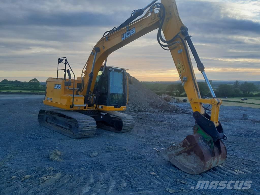 JCB 131 X Telakaivukoneet