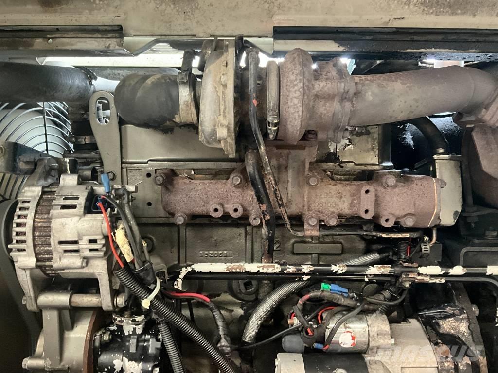 Takeuchi TB 175 W Pyöräkaivukoneet