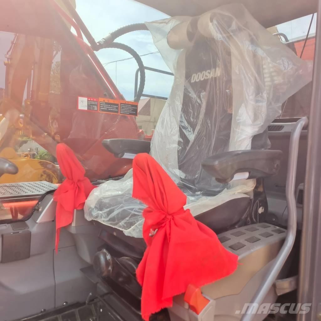  Dosan DX225 Telakaivukoneet