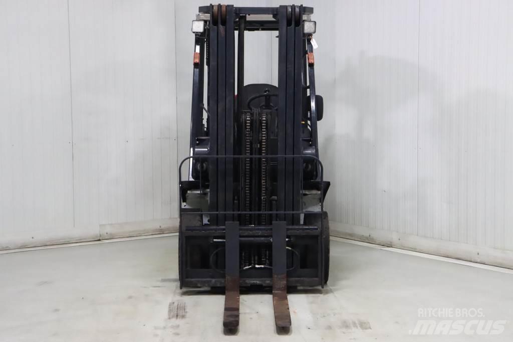 Nissan U1D2A20LQ Nestekaasutrukit