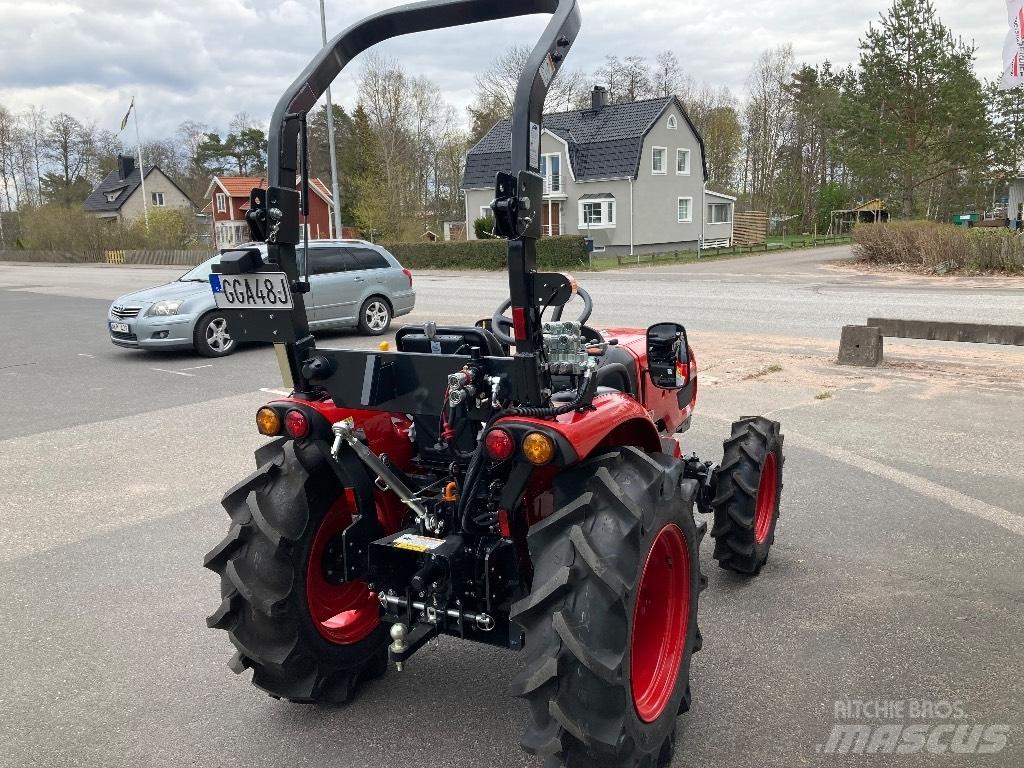 Branson 2500h Traktorit