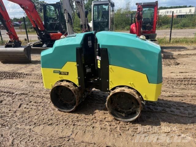 Ammann AR 1575 Tandemjyrät
