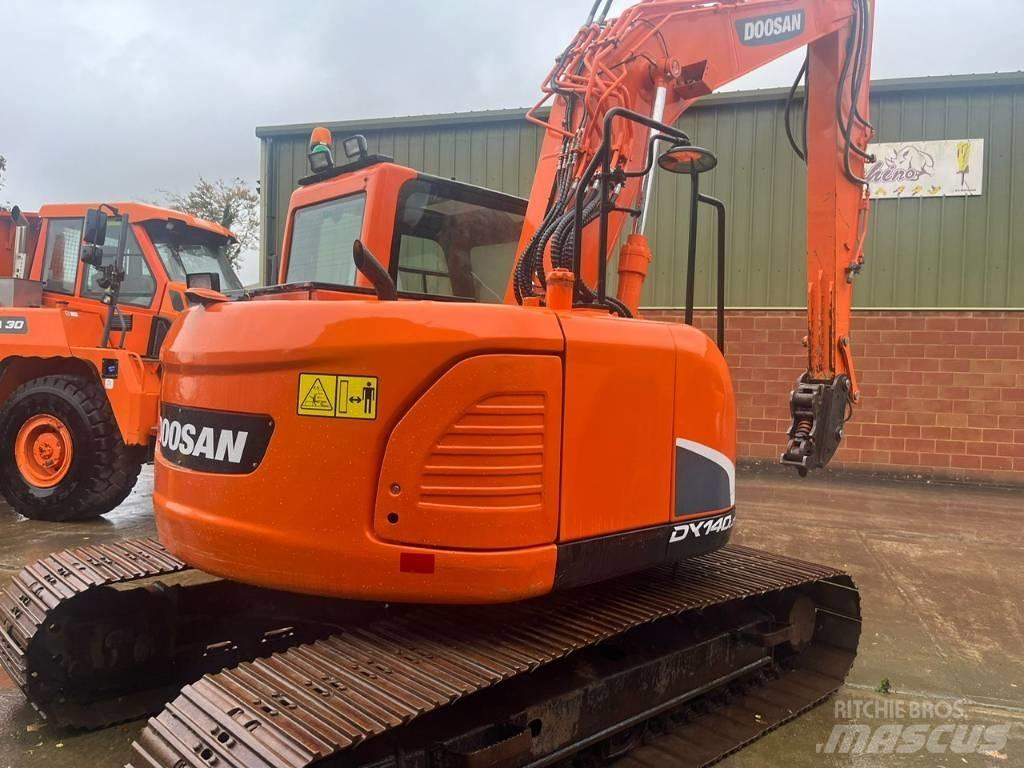  2015 DX140LCR-3 Telakaivukoneet