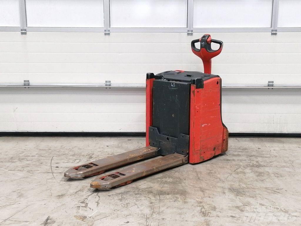 Linde T16L Lavansiirtotrukit