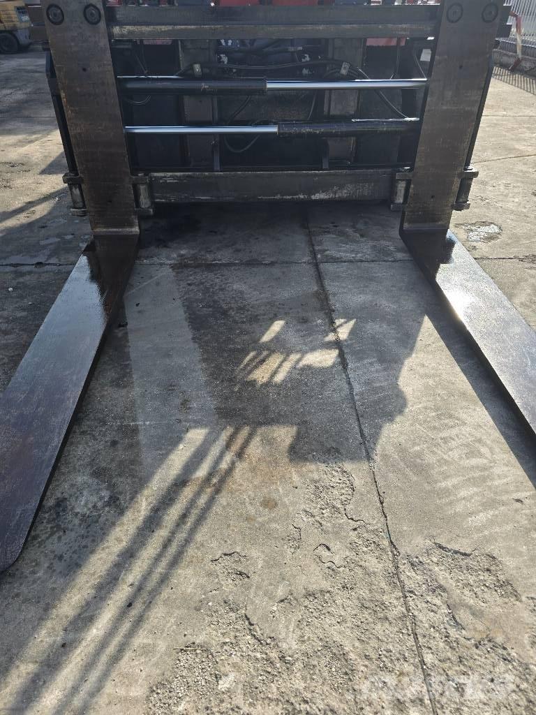 Kalmar DC 12-1200 Dieseltrukit