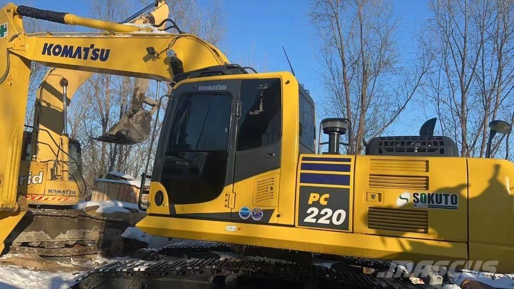 Komatsu PC 220-8 Telakaivukoneet