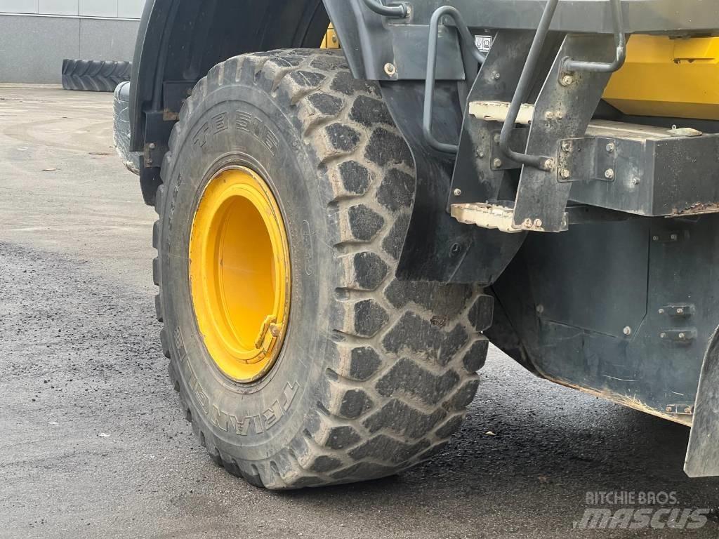 Komatsu WA 380-7 Pyöräkuormaajat