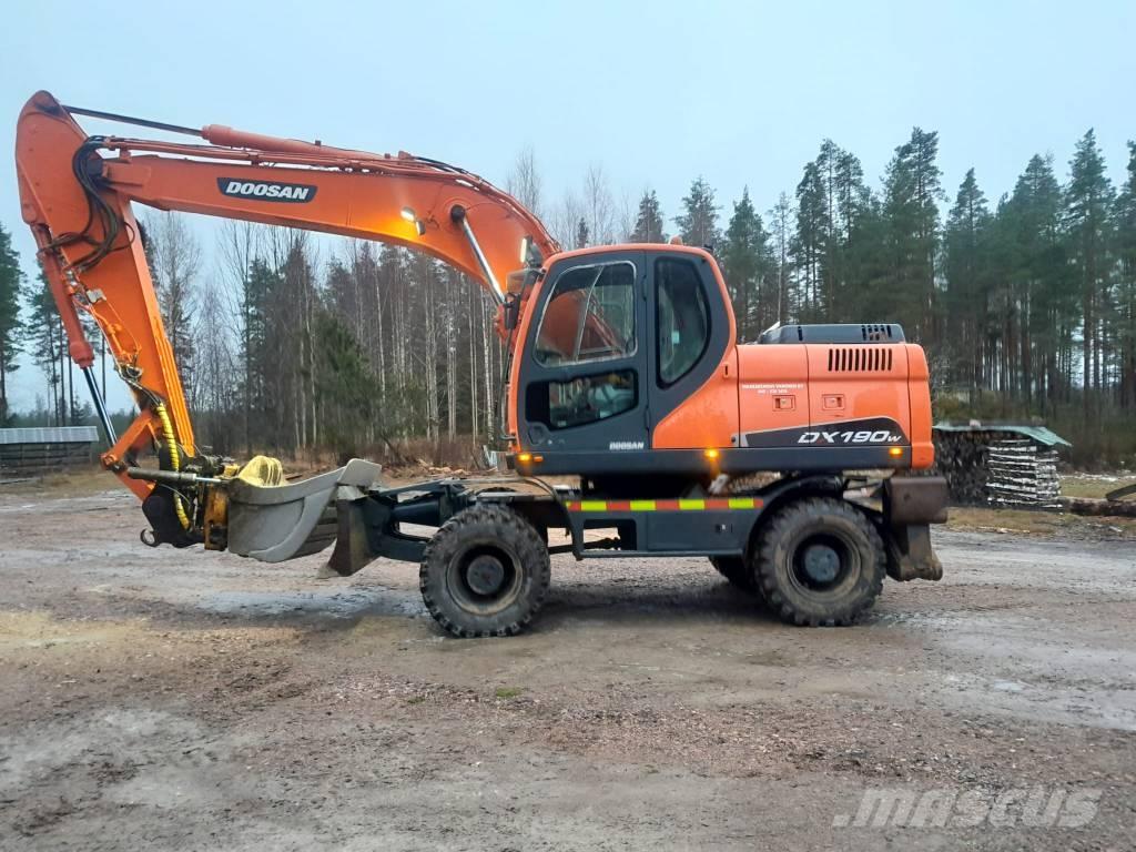 Doosan DX 190 W Pyöräkaivukoneet