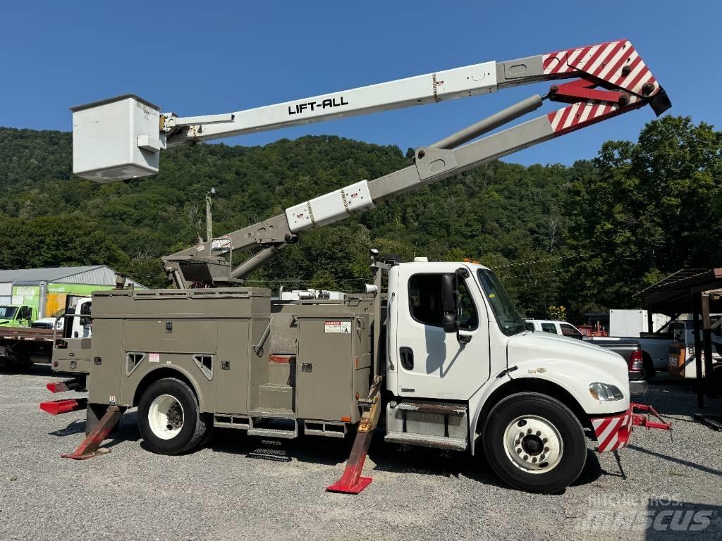 Freightliner M2 Nostolava-autot