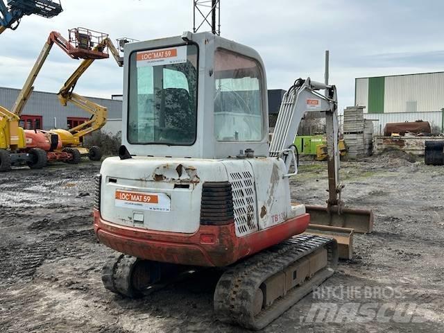 Takeuchi TB135 Minikaivukoneet < 7t