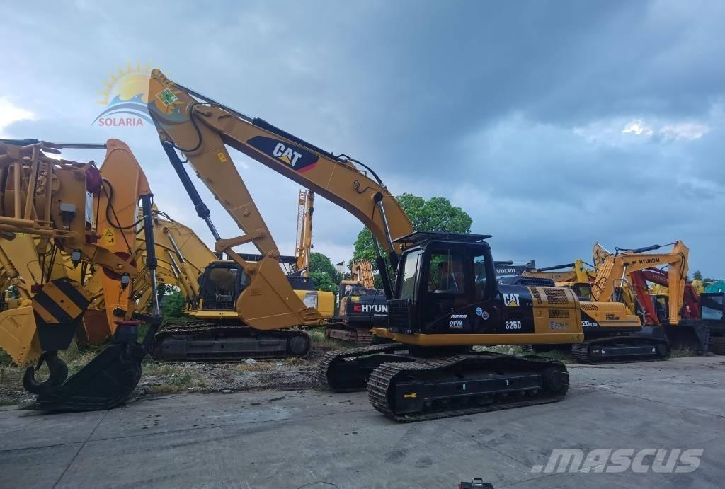 CAT 325 D Telakaivukoneet