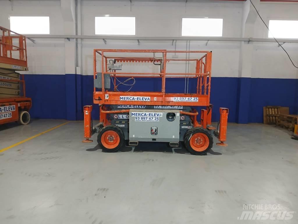 SkyJack SJ 6826 RT Saksilavat