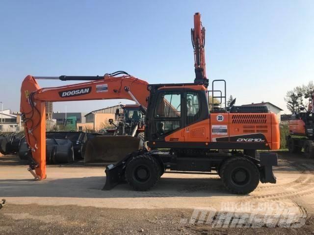 Doosan DX 210 W Pyöräkaivukoneet