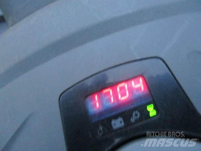 Toyota LPE 250 Lavansiirtotrukit ajotasolla